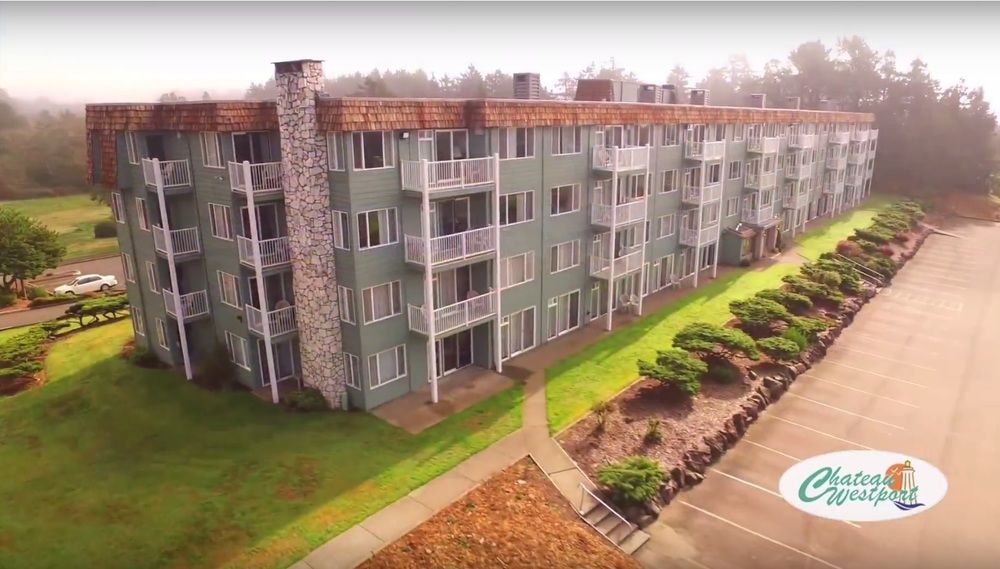 Chateau Уестпорт Екстериор снимка